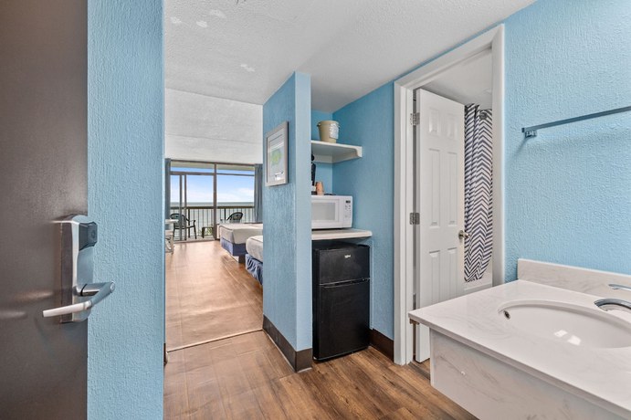 Imagen de la habitación del Hotel North Shore Oceanfront Resort. Foto 13