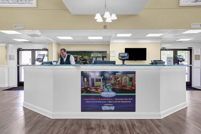 Imagen de los interiores del Hotel North Shore Oceanfront Resort. Foto 20