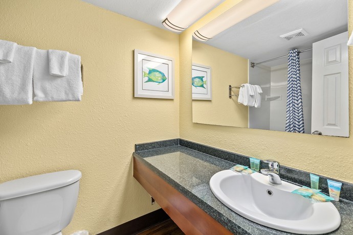 Imagen de la habitación del Hotel North Shore Oceanfront Resort. Foto 19