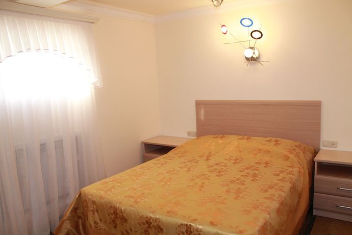 Imagen de la habitación del Hotel North Star Byurakan. Foto 15