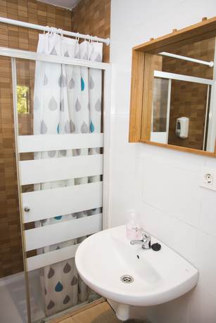 Imagen de la habitación del Hotel North SurfHouse. Foto 17