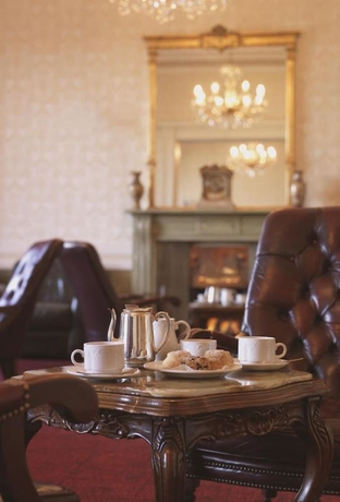 Imagen del bar/restaurante del Hotel North West Castle. Foto 6