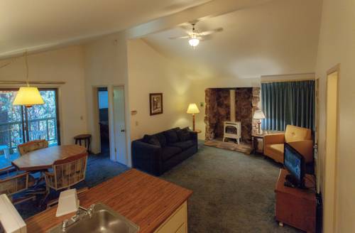 Imagen de la habitación del Hotel Northern Queen Inn. Foto 11