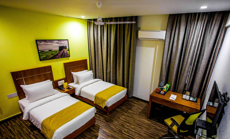 Imagen de la habitación del Hotel Northern Suites E Block. Foto 17