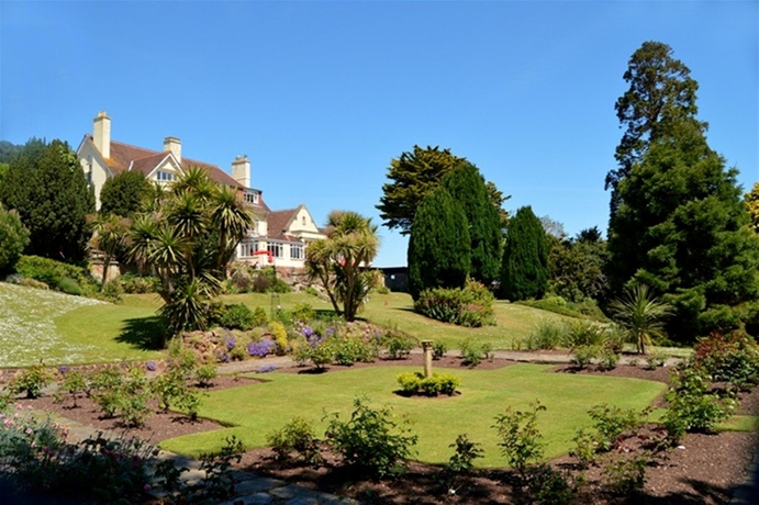 Imagen de los exteriores del Hotel Northfield. Foto 11