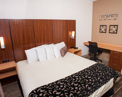 Imagen de la habitación del Hotel Northfield Inn, Suites and Conference Center. Foto 14