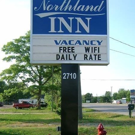 Imagen de los exteriores del Hotel Northland Motel Bay City-Kawkawlin. Foto 7