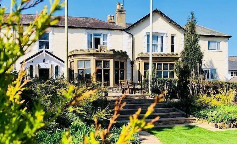 Imagen general del Hotel Northop Hall. Foto 9