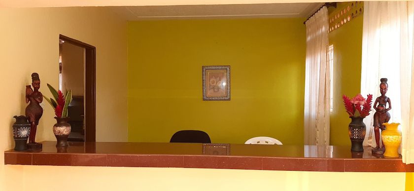 Imagen de los interiores del Hotel Northroad Governor Villas. Foto 19
