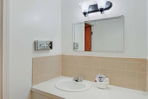 Imagen de la habitación del Hotel Northshore, Danvers. Foto 9