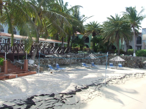 Imagen de los exteriores del Hotel Northshore Seaside Suites. Foto 12