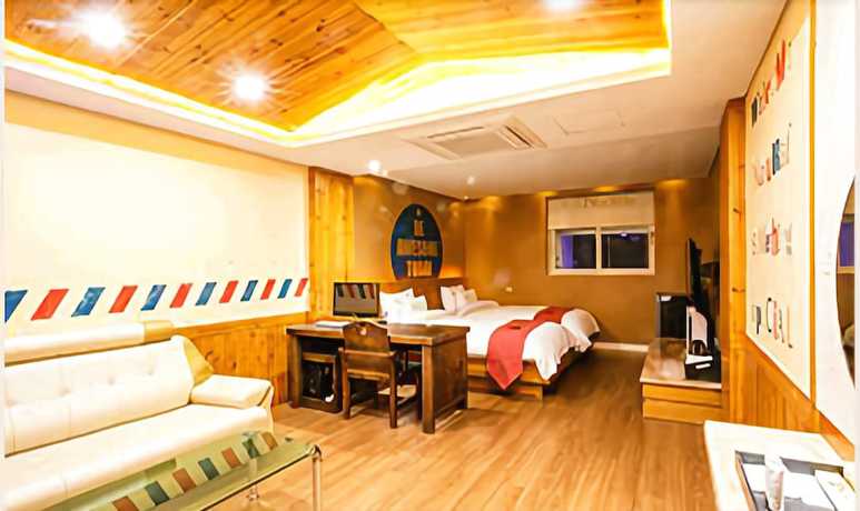 Imagen de la habitación del Hotel Northtel. Foto 10