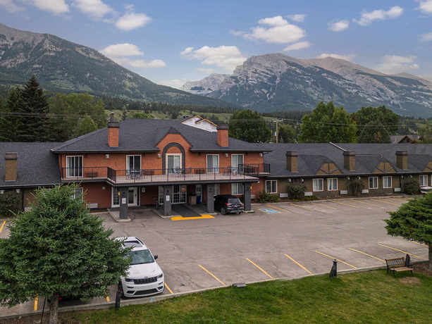 Imagen general del Hotel Northwinds Canmore. Foto 1