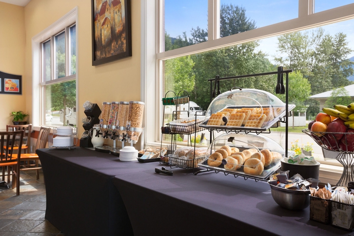 Imagen del bar/restaurante del Hotel Northwinds Revelstoke. Foto 3