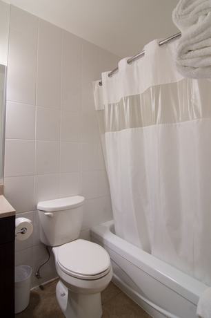 Imagen de la habitación del Hotel Northwood Plaza. Foto 11