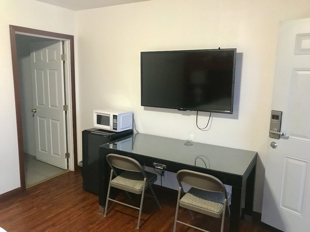 Imagen de la habitación del Hotel Norwalk Inn and Suites. Foto 6