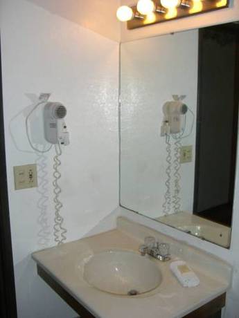 Imagen de la habitación del Hotel Norwood Inn And Suites - Roseville. Foto 5