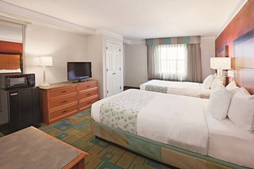 Imagen de la habitación del Hotel Norwood Inn & Suites Merrillville. Foto 1