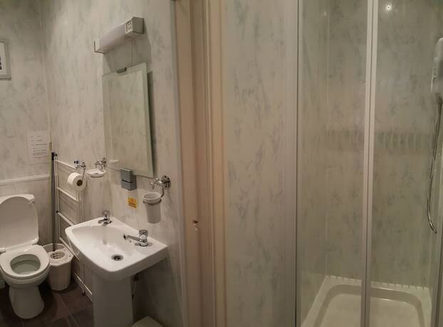 Imagen de la habitación del Hotel Norwyn Court. Foto 11