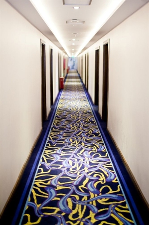 Imagen de los interiores del Hotel Nostalgia Beijing Yonghe Lama. Foto 11