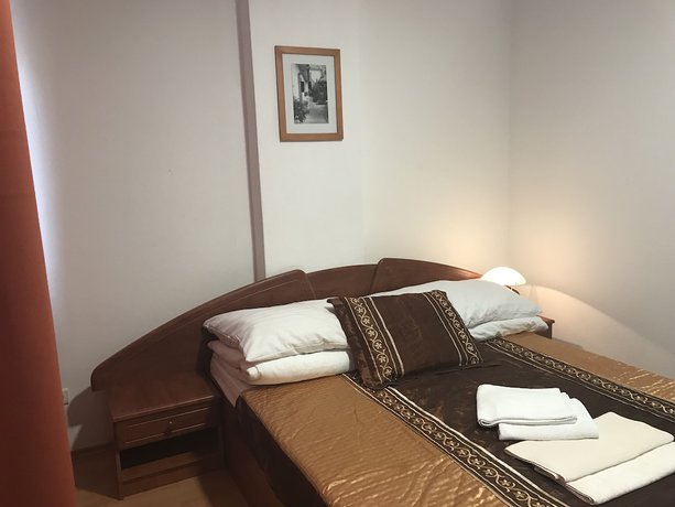 Imagen de la habitación del Hotel Nostalgia. Foto 11