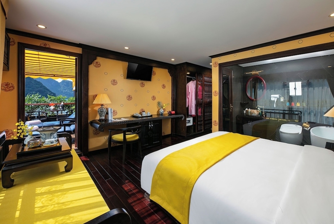 Imagen de la habitación del Hotel Nostalgia Halong Cruise. Foto 6