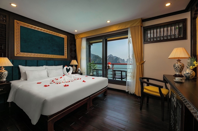 Imagen de la habitación del Hotel Nostalgia Halong Cruise. Foto 8