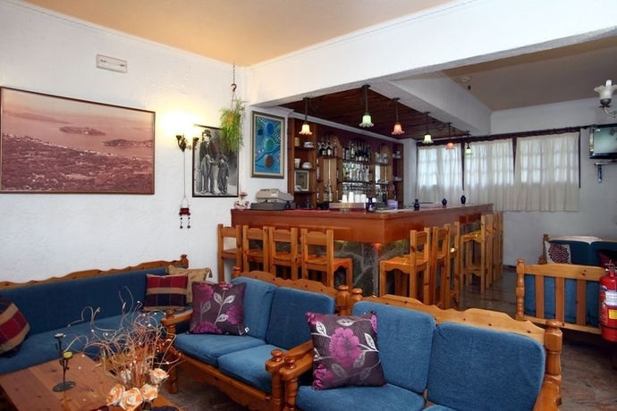 Imagen del bar/restaurante del Hotel Nostos, Nidri. Foto 2