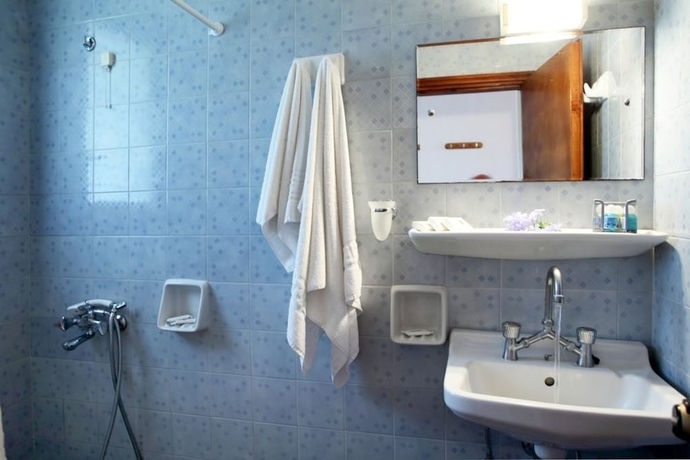 Imagen de la habitación del Hotel Nostos, Nidri. Foto 16