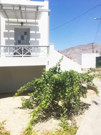 Imagen de la habitación del Hotel Nostos Studio. Foto 3