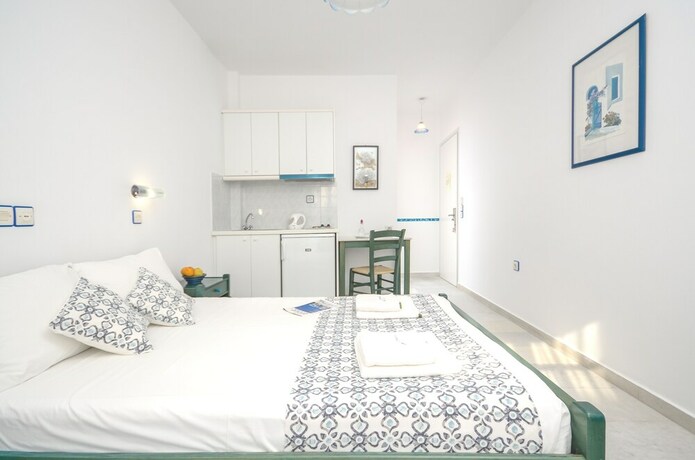 Imagen general del Hotel Nostos Studios. Foto 14