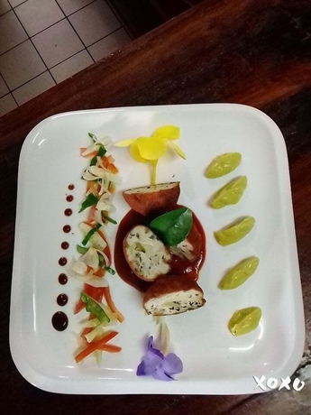 Imagen del bar/restaurante del Hotel Nosy Lodge. Foto 2