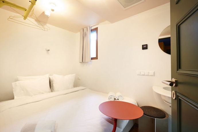 Imagen de la habitación del Hotel Not Hotel Rotterdam. Foto 11