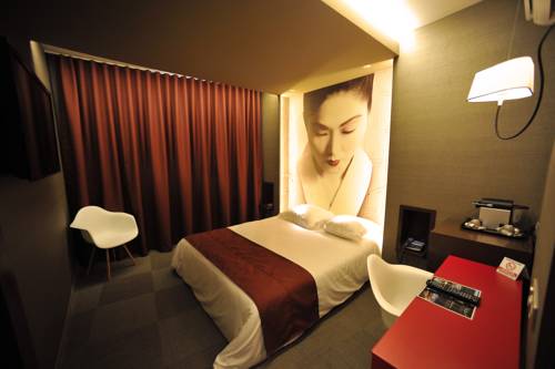 Imagen de la habitación del Hotel Nota Bene, Montceau les Mines. Foto 3