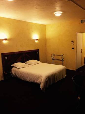 Imagen de la habitación del Hotel Nota Bene, Montceau les Mines. Foto 9