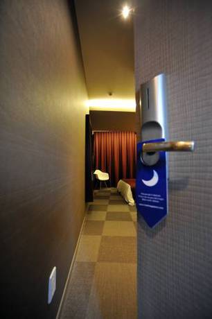 Imagen de la habitación del Hotel Nota Bene, Montceau les Mines. Foto 12
