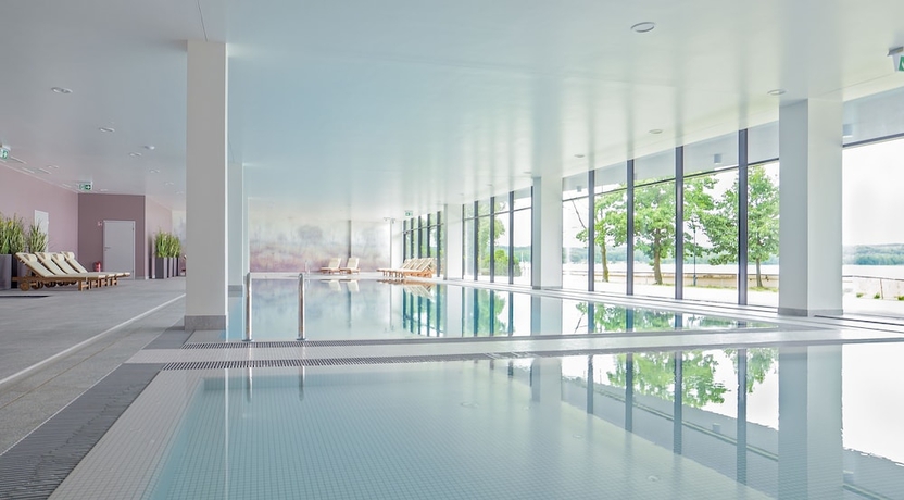 Imagen de la piscina del Hotel Notera SPA. Foto 19