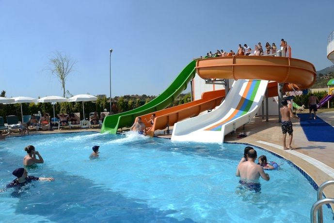 Imagen de la piscina del Hotel Notion Kesre Beach and Spa Ozdere - All Inclusive. Foto 17
