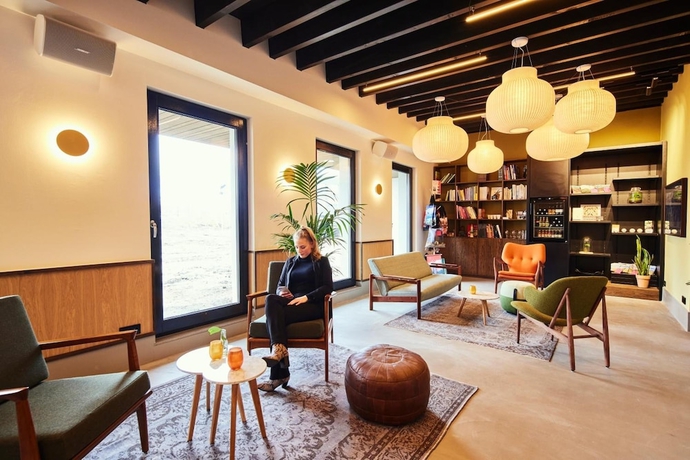 Imagen de los interiores del Hotel Notiz. Foto 17