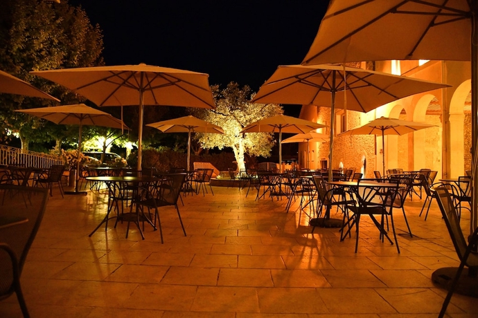 Imagen de la habitación del Hotel Notre Dame de Lumieres. Foto 8