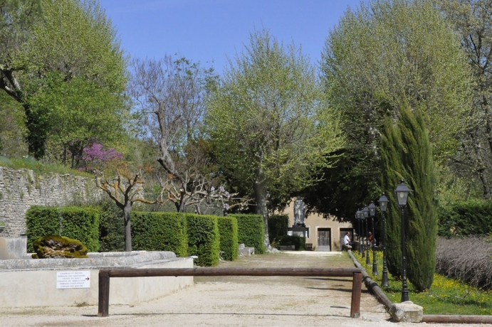 Imagen de la habitación del Hotel Notre Dame de Lumieres. Foto 11