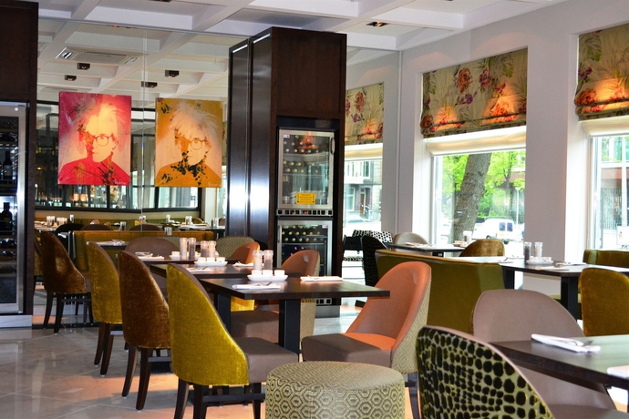 Imagen del bar/restaurante del Hotel Notting Hill, &Aacute;msterdam. Foto 6