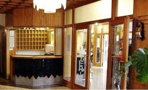 Imagen de los exteriores del Hotel Nou - Alcover. Foto 12