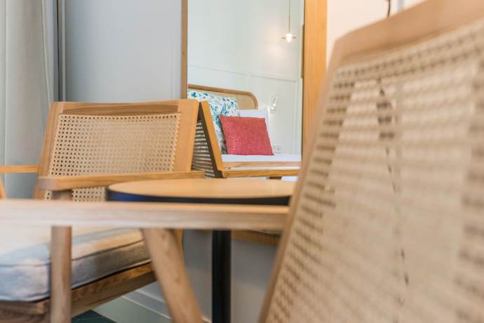 Imagen de la habitación del Hotel Nou Baleares. Foto 17