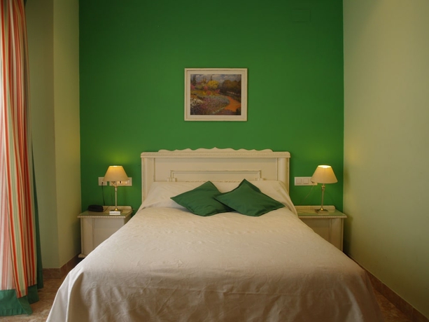 Imagen de la habitación del Hotel Nou Casablanca. Foto 8