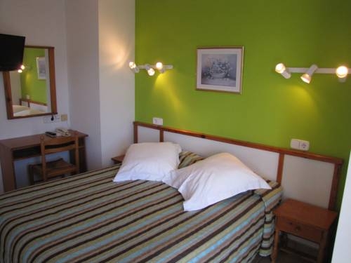 Imagen general del Hotel Nou Estrelles. Foto 13