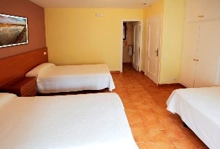 Imagen de la habitación del Hotel Nou Rocamar. Foto 6