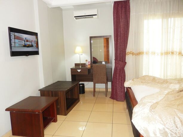 Imagen general del Hotel Noubou International, Douala. Foto 11