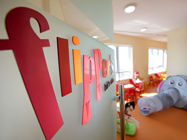 Imagen de los interiores del Hotel Nour Arjaan By Rotana. Foto 10