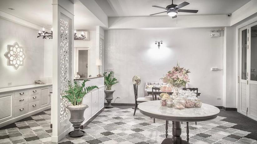 Imagen de los interiores del Hotel Noursabah Pattaya. Foto 6